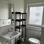 Hive - 3 Zw In Inkl Tv Und Grosse Balkon דירה