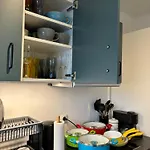 Hive - 3 Zw In Inkl Tv Und Grosse Balkon דירה *