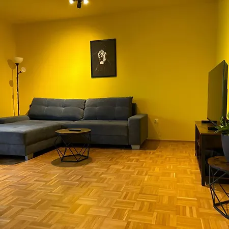 Апартаменты Hive - 3 Zw In Inkl Tv Und Grosse Balkon *